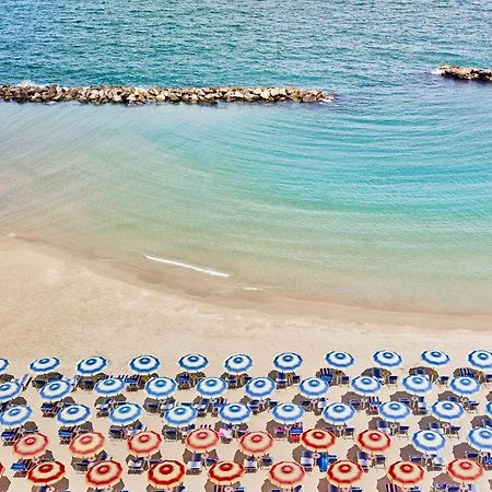 Serena Majestic Residence Montesilvano Marina 외부 사진