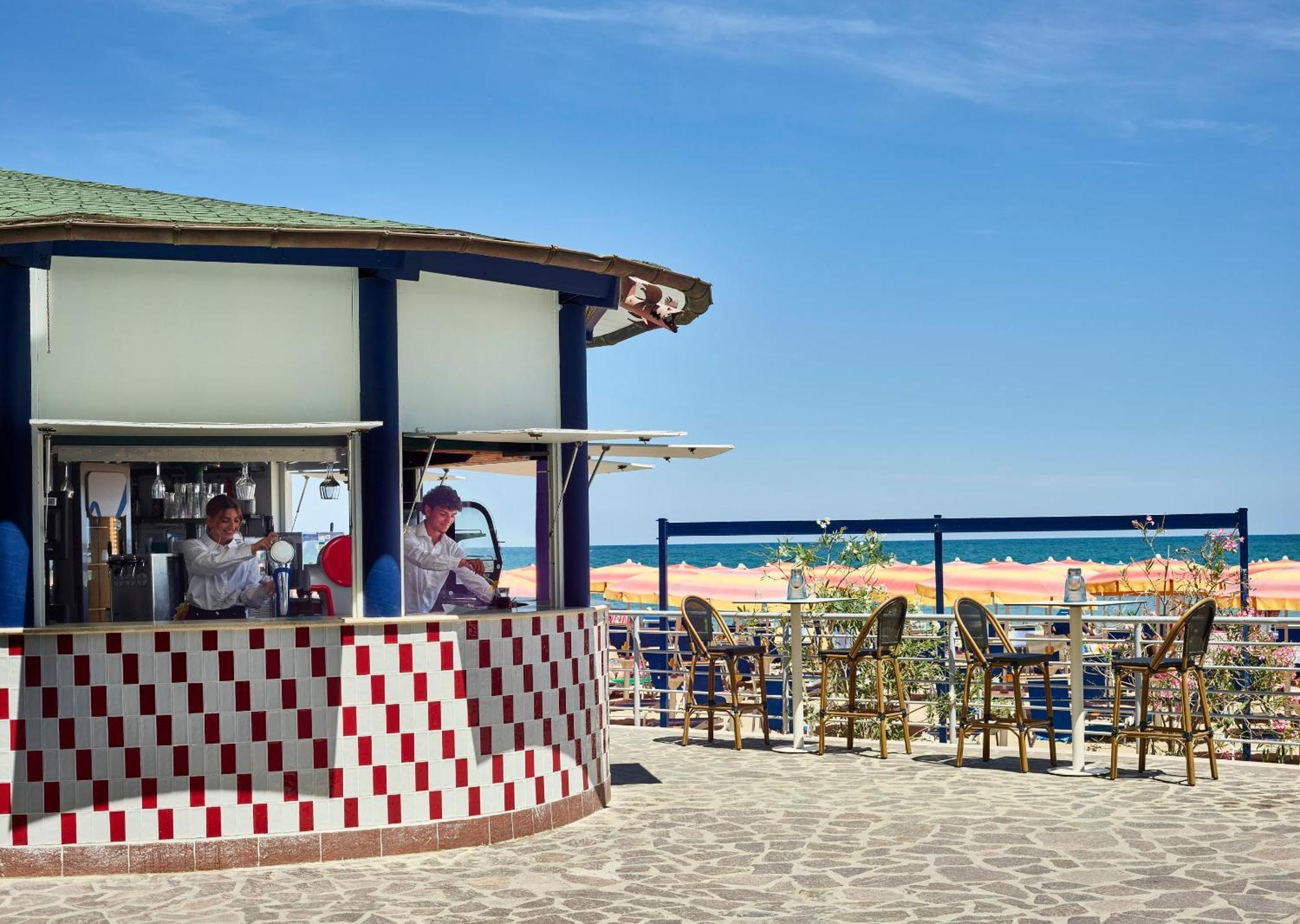 Serena Majestic Residence Montesilvano Marina 외부 사진